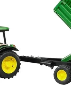 John Deere 5515M avec remorque