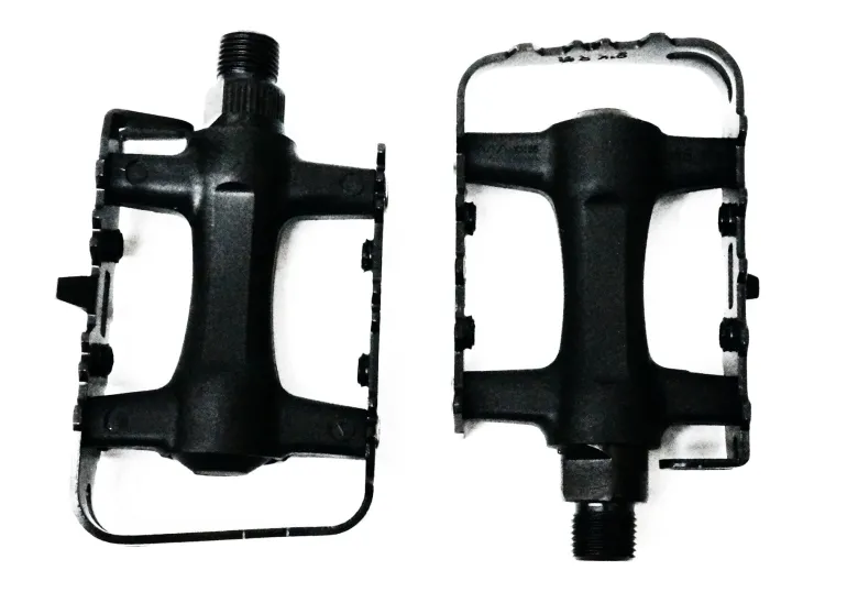 Pédales VTT plastique/acier 9/16'' (2 pièces)