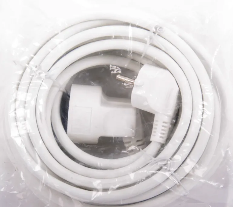 Rallonge 10 m blanc 3 x 1,5 mm 16 A